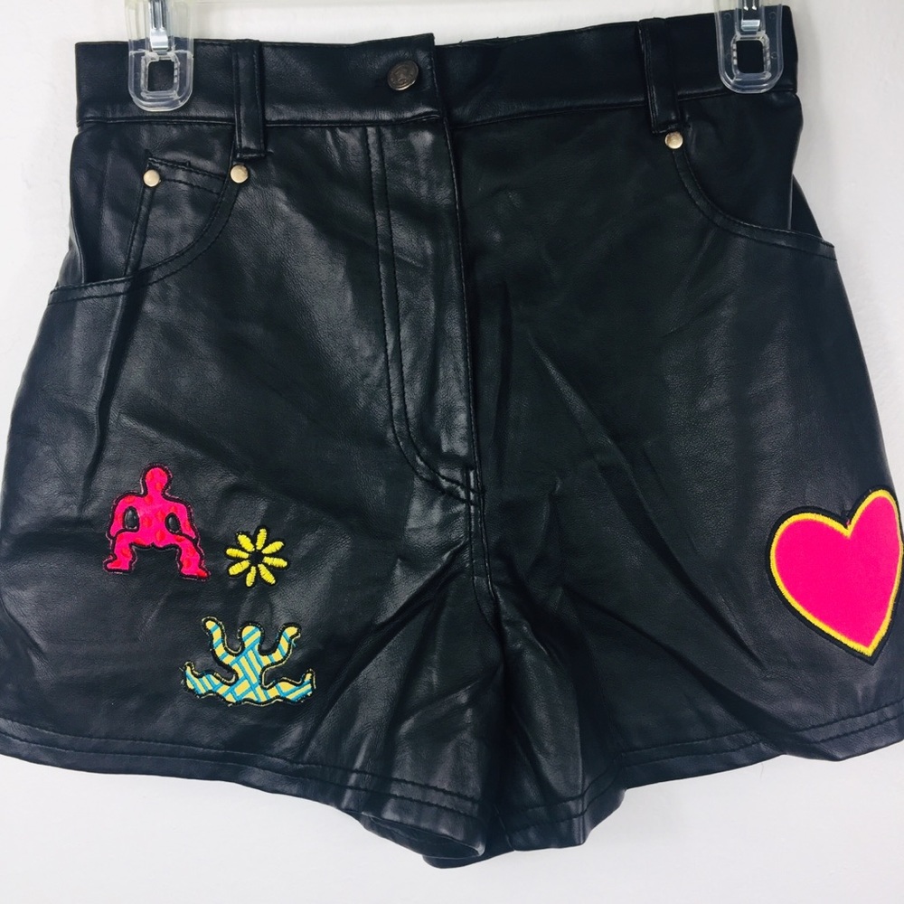 90s vegan high waist shorts